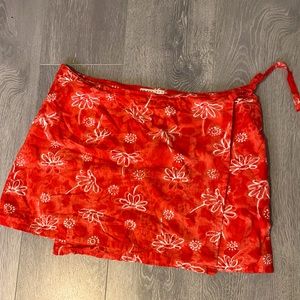 Smartset tie-front floral skort. Women’s XL
